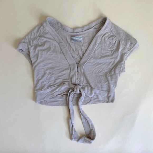 Urban Outfitters Tie Front CropTop - Picture 2 of 2